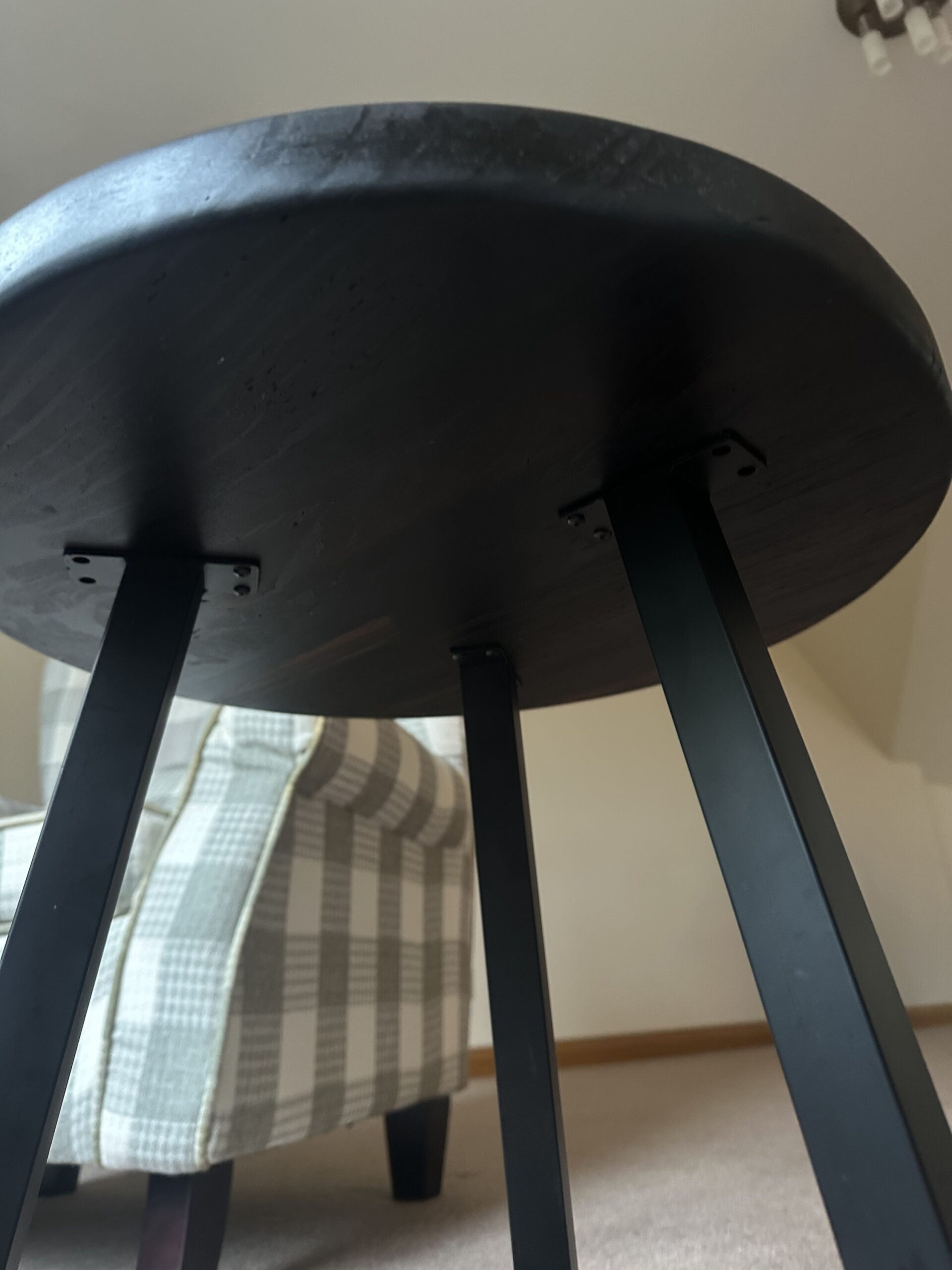 Round Bog Oak and Resin Side Table or small coffee table, hand made in Scotland. - Image 5